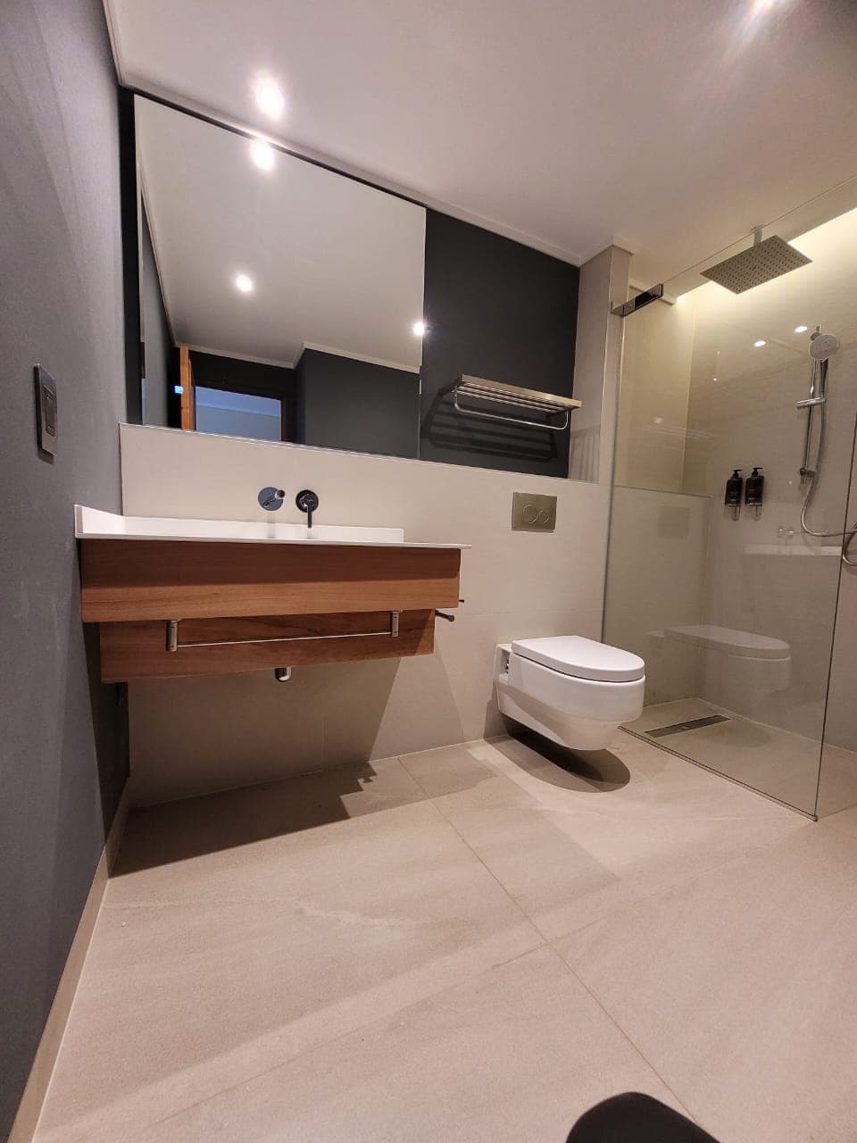 Remodelación Hotel Naguilán